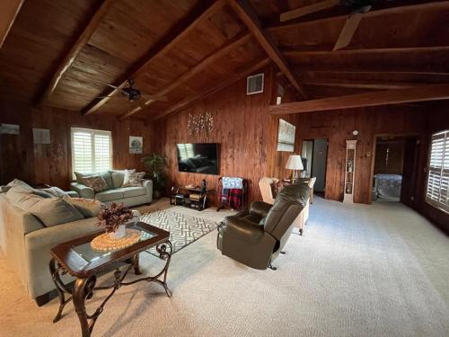 Lake House Retreat in Auburndale (FL)