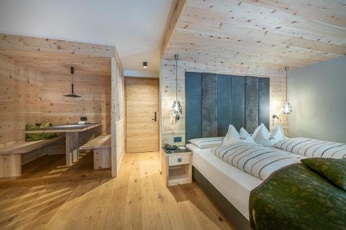 506801975 Hotel Cristallo - Wellness Mountain Living