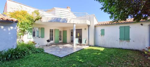 Dans le centre de la Couarde, superbe villa familiale - Location, gîte - La Couarde-sur-Mer