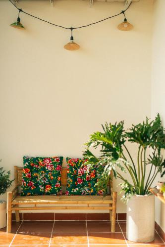 Phòng Chôm Chôm (Rambutan Room) - Nhà Mơ Homestay Bến Tre (Phong Chom Chom (Rambutan Room) - Nha Mo Homestay Ben Tre) in Son Dong