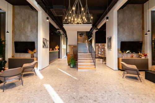 . Hotel Lonca