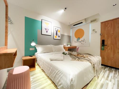 Apple 1 Hotel Gurney, George Town