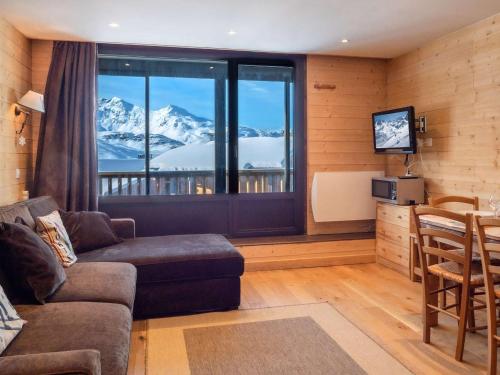 Val Thorens - Bel Appartement 4 pers Balcon Sud TV Bluetooth Cuisine Équipée Local à Skis - FR-1-637-32 - image 2