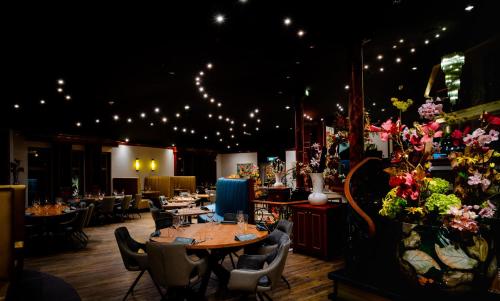 ห้องอาหาร, Hotel & Restaurant Infinity in ซโวล