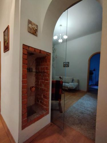 Family Stay in Lviv (2 Rooms + Kitchen) - image 2