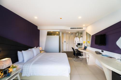 Blue Boat Design Hotel photo 2