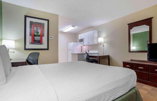 Extended Stay America Suites - Huntsville - U.S. Space and Rocket Center