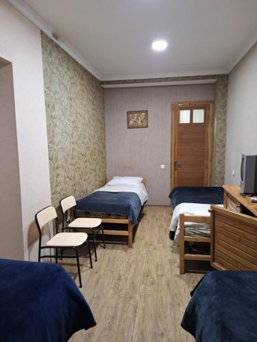 1 twin bed