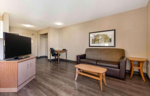 Extended Stay America Select Suites - Denver - Tech Center South