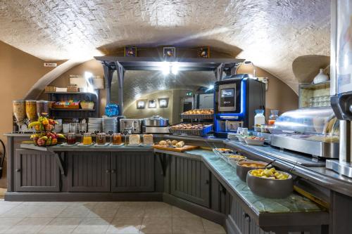 Food and beverages, Hotel De France Invalides in 7th - Tour Eiffel - Invalides