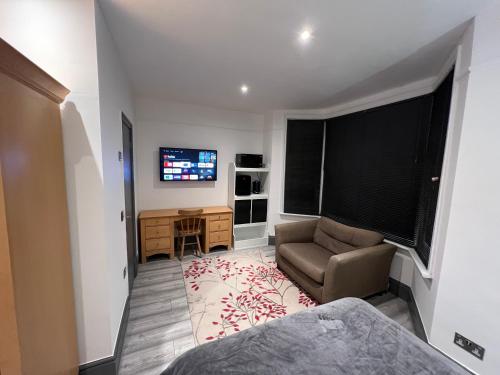 Rooms in Modernised Victorian House, Кройдон (фото 9)