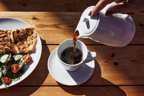 Athiri Santorini Family Friendly Hotel - image 9