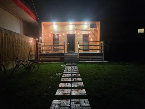 La Casuță (La Casuta) in Dés