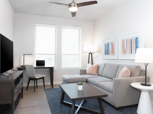 Ave Austin North Lamar – Austin, TX