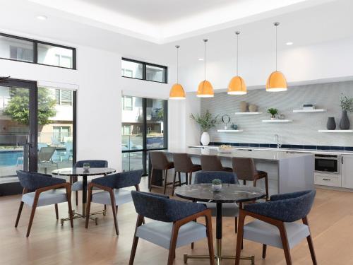 Ave Austin North Lamar – Austin, TX