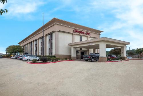 Hampton Inn Marshall - image 7