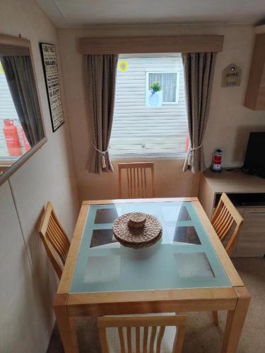 Facilities, H9 Fairway Holiday Park Sandown in Lake North