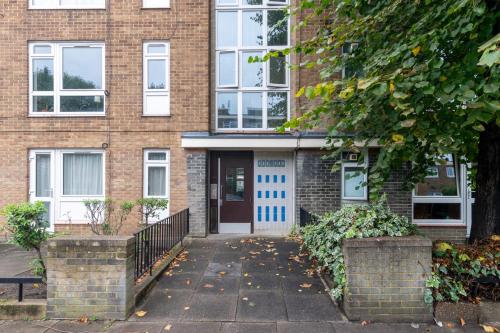 Charming One Bed Abode In East Putney