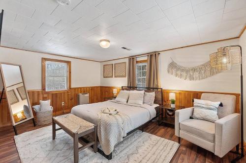 White Mountains Cabin- Ski, Hike, Relax Retreat 5 - Apartment - Thornton
