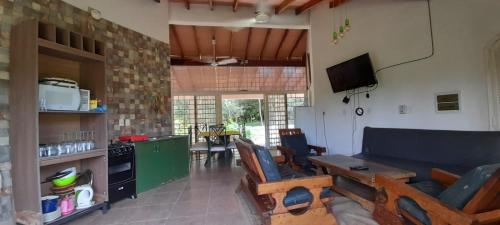 Cocina, Habitación Juvenil Los Cerros (Habitacion Juvenil Los Cerros) in Piribebuy