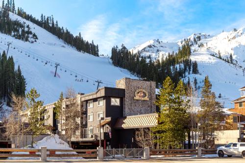 Red Wolf Lodge at Olympic Valley - Accommodation