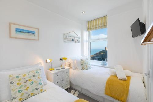 Sea Salt sea views parking