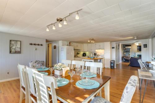 Cozy Arrowhead Lake Escape with Deck Walk to Beach! - image 13