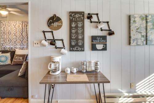 Cozy Arrowhead Lake Escape with Deck Walk to Beach! - image 14