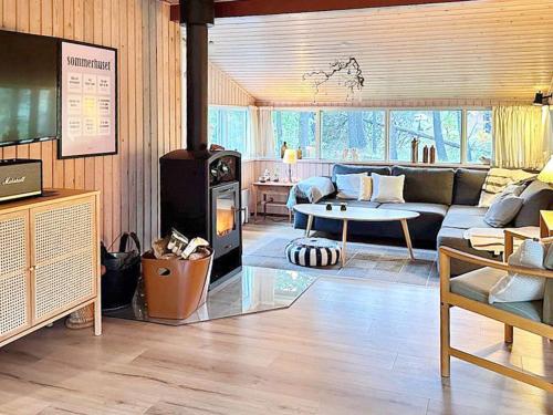  6 person holiday home in R m in Mølby