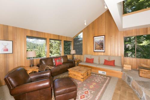 Juniper at Alpine - Private Hot tub, Pet Friendly & Free Shuttle to Slopes, Olympic Valley (foto 4)