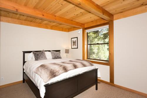 Juniper at Alpine - Private Hot tub, Pet Friendly & Free Shuttle to Slopes, Olympic Valley (foto 7)