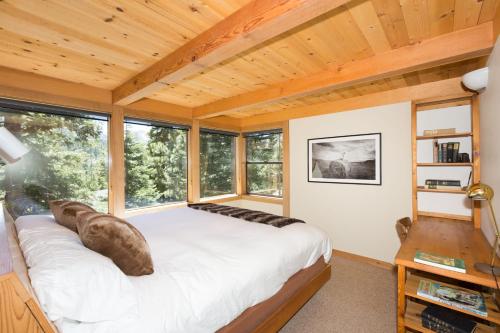 Juniper at Alpine - Private Hot tub, Pet Friendly & Free Shuttle to Slopes, Olympic Valley (foto 9)