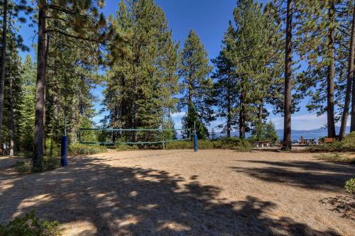 Lupine Lodge at Tahoe Park on the West Shore - Hot Tub, Beach Access, Near Ski Resorts! Lupine Lodge at Tahoe Park on the West Shore - Hot Tub, Beach Access, Near Ski Resorts!
