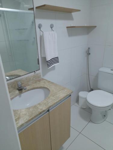 Apartamento flat em condomínio club