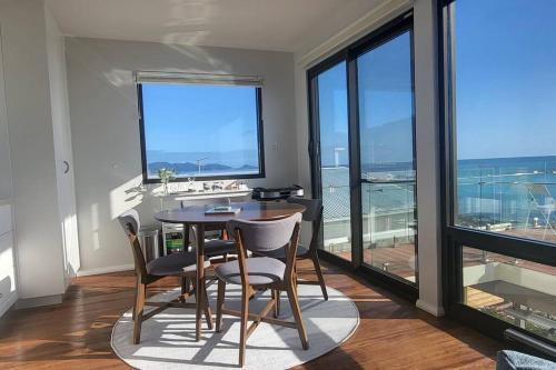 Heathcliff. Stunning ocean views! in Boat Harbour