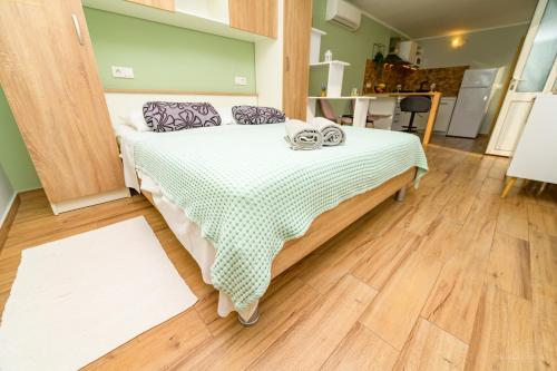 Apartments with a parking space Mali Losinj (Losinj) - 16555 - image 3