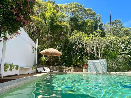 WHITE LOTUS - Luxe 4 bed house Noosa Heads