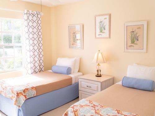 Deluxe Sea View Villas at Paradise Island Beach Club Resort