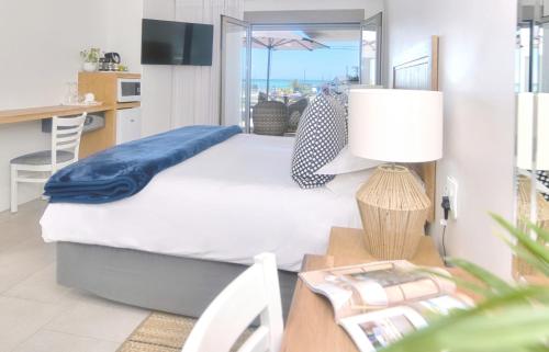 Oceans Guest House & Luxurious Apartments