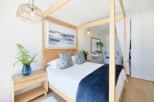 חדר אמבטיה, Oceans Guest House & Luxurious Apartments in Struisbaai