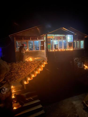 . Hotel Bamboo Lodge