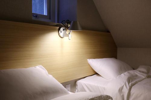 Hotel 8 Hours In Seoul From 1 741 Trabber Hotels