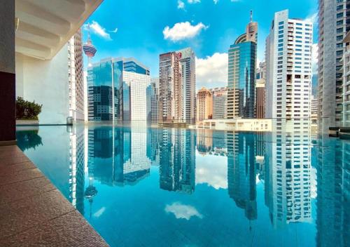 Starlight Penthouse 6-12Pax, 600m to Pavilion KL by Verano, Kuala Lumpur