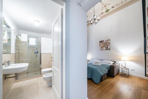 [3 minutes from Piazza Maggiore] Historical flat, Bologna (photo 8)