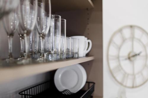 Studio Apartment image 10