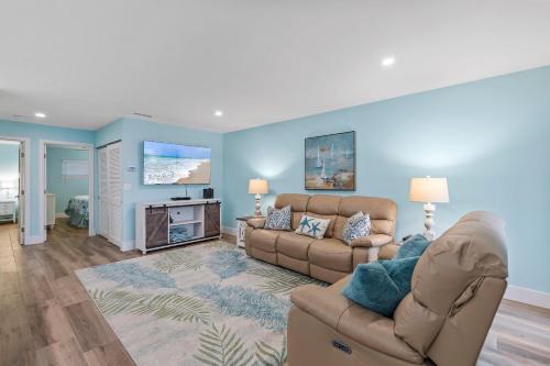 Coronado Arms Condominiums B-18 in New Smyrna Beach, USA