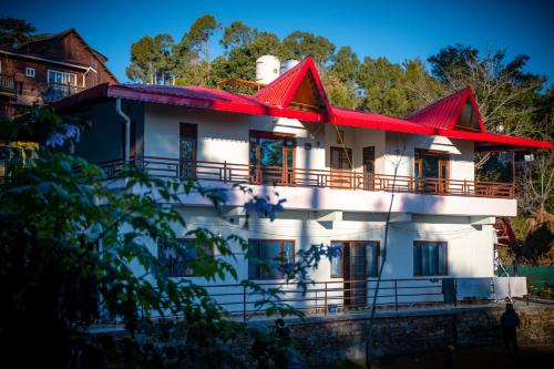 B&B Almora - Bloom HomeStay - Bed and Breakfast Almora