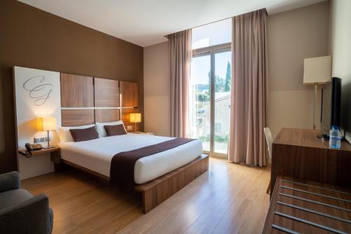2 twin beds
