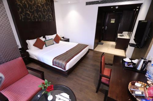 Hotel Godwin Deluxe -Near New Delhi Railway Station - Paharganj