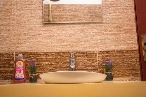 Appartement meublé en R2 Haut Standing 1CH Appartement meublé en R2 Haut Standing 1CH